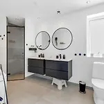 New And Modern With Hot Tub Frorup