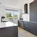 New And Modern With Hot Tub * Frorup