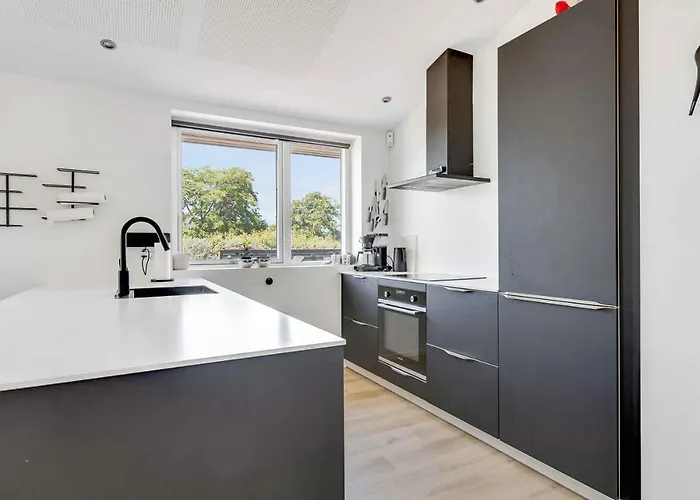 New And Modern With Hot Tub * Frorup